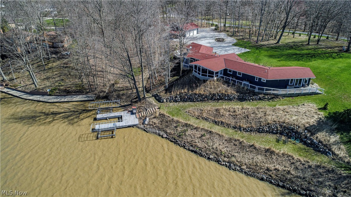 Roaming Rock - Residential