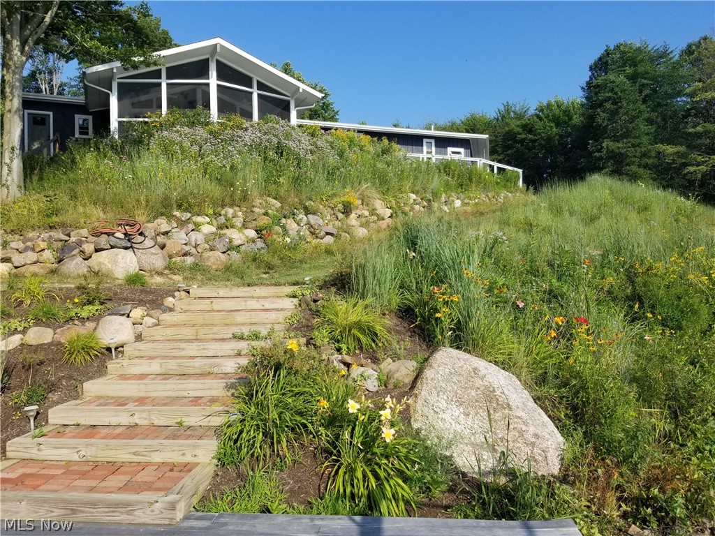 Roaming Rock - Residential