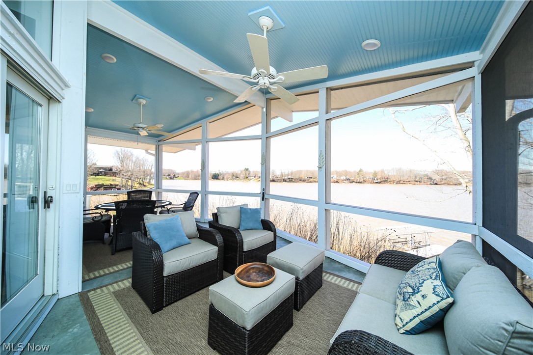 Roaming Rock - Residential