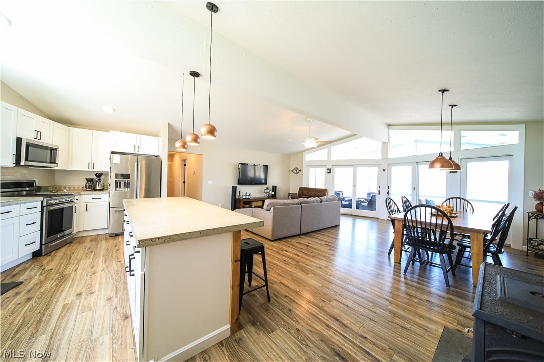 Roaming Rock - Residential