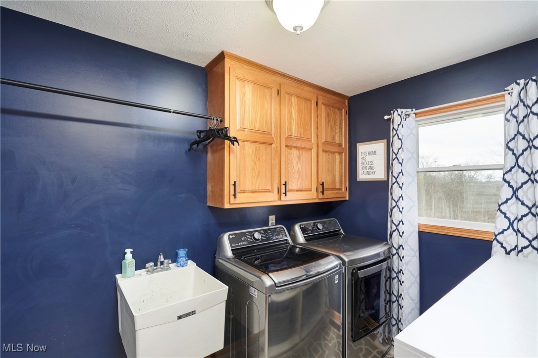 10274 Laurens Drive, Bolivar, Ohio image 14