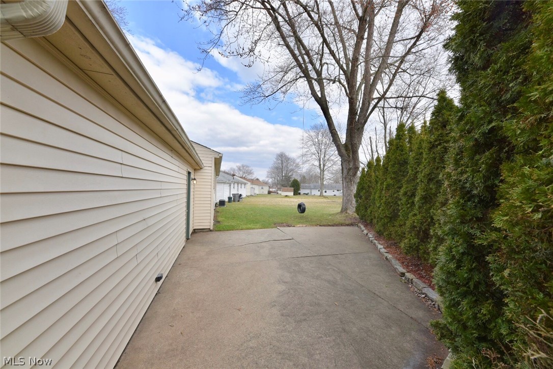 Estates Circle - Residential