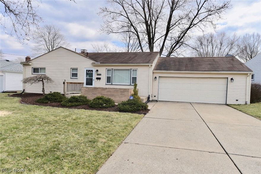 Phenomenal ranch home looking for a new owner to appreciate the true pride in ownership noted throughout. Inviting curb appeal welcomes you into a spacious living room with beautiful hardwood flooring which leads to a well equip eat in kitchen. Three ample sized bedrooms and generously sized full bath with dual sinks and plenty of counter space. Finished  basement with full bath is a huge added bonus. This is truly a must see. Don’t miss the opportunity to make this fabulous property your new home sweet home.