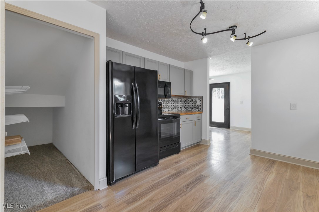 Cleveland Beach - Residential