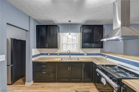 Tiny photo for 2127 Marlindale Road, Cleveland Heights, OH 44118 (MLS # 5202850)