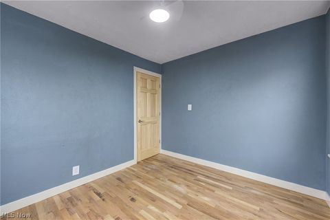 Tiny photo for 2127 Marlindale Road, Cleveland Heights, OH 44118 (MLS # 5202850)