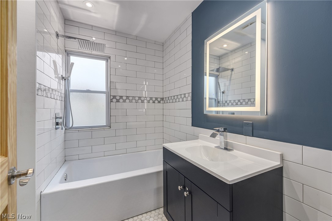 Meadowbrook Land Cos Cedar-Ta - Residential