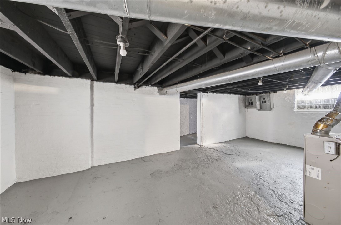 William J Whites - Residential Income