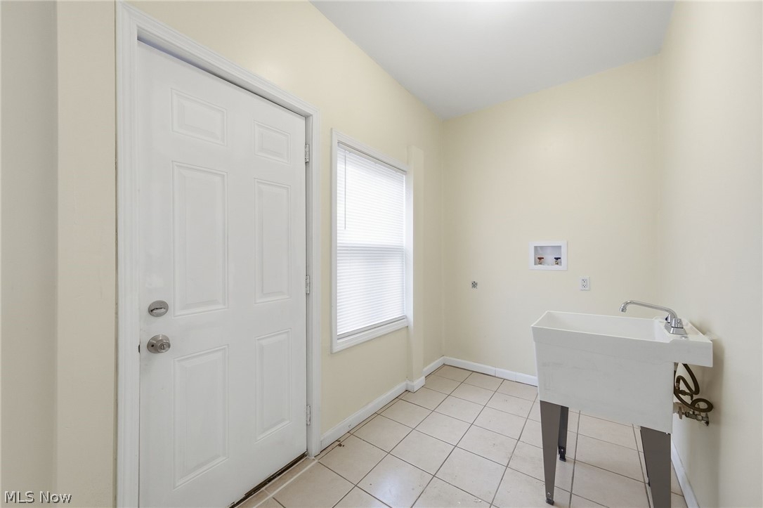 William J Whites - Residential Income