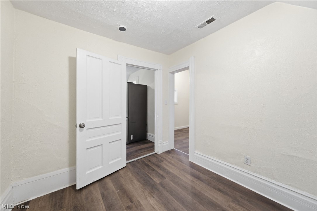 William J Whites - Residential Income