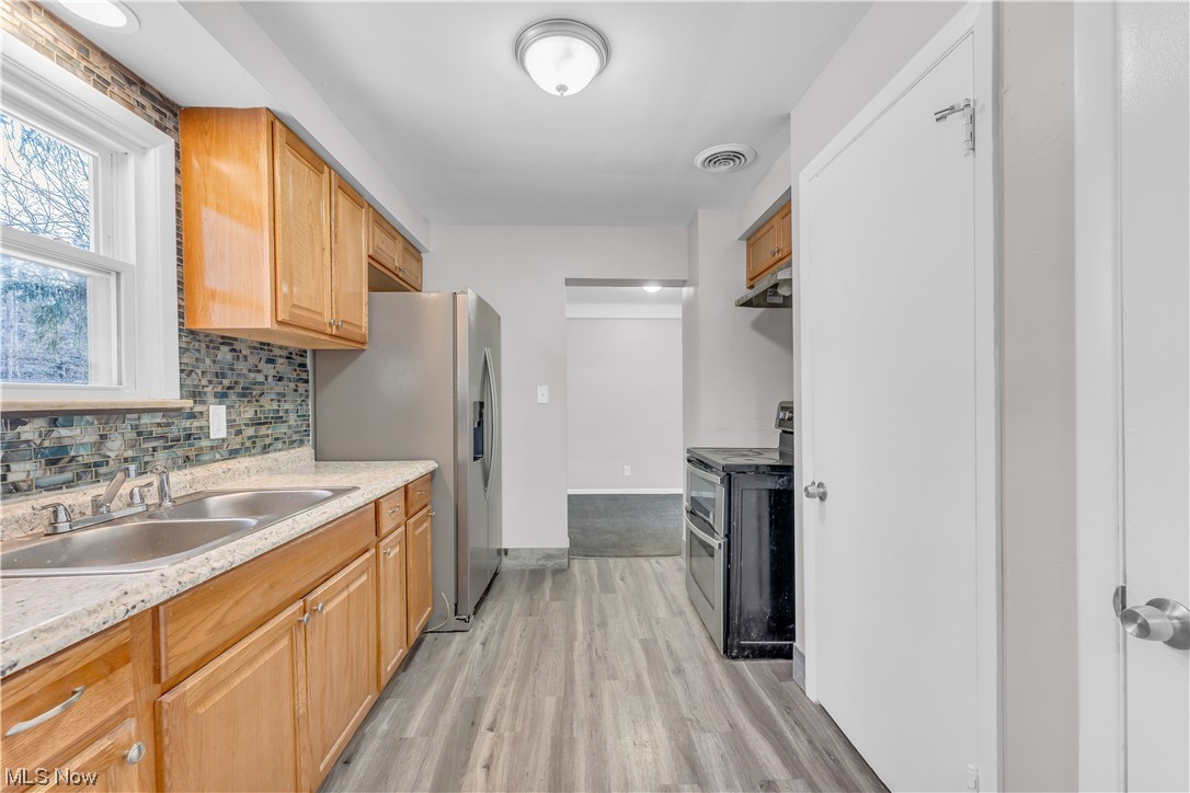 Euclid 03 - Residential Lease