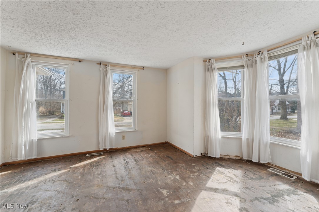 34 N Park Street, Oberlin, Ohio image 6