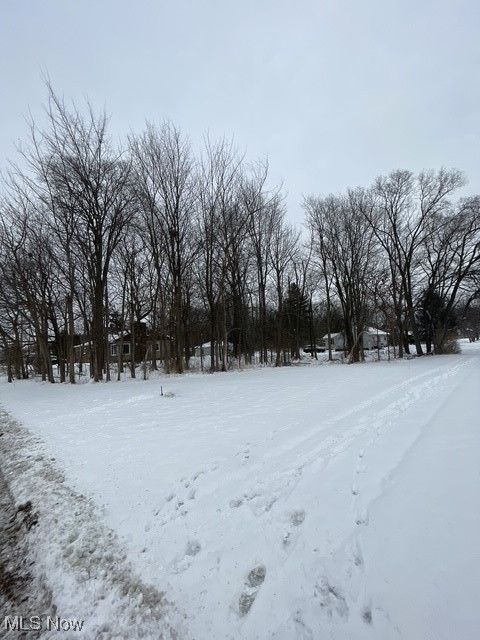 West Hedgewood Westlake OH 44145