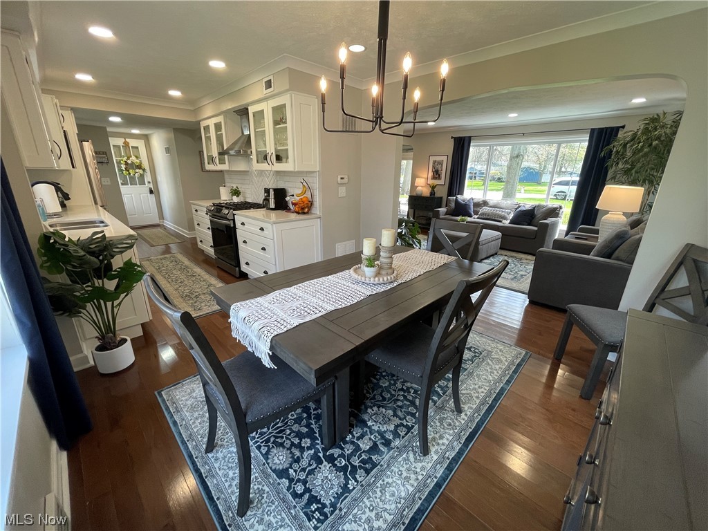 Lake Shore Blvd Estates - Residential