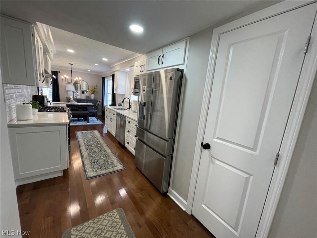 Lake Shore Blvd Estates - Residential