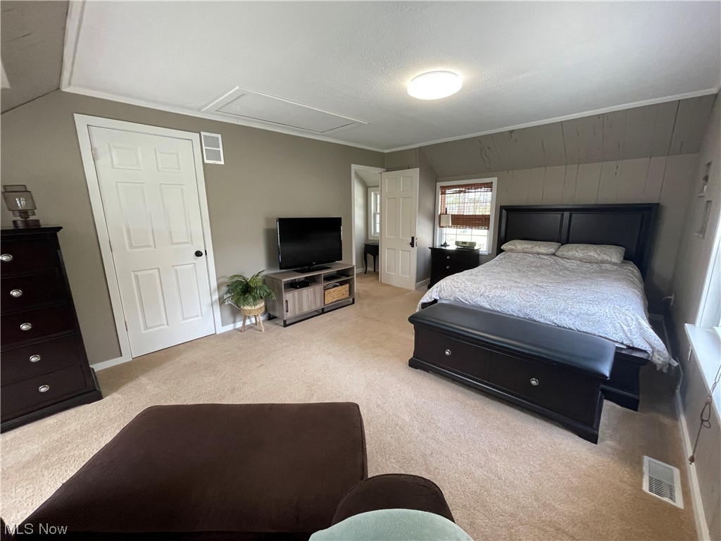 Lake Shore Blvd Estates - Residential