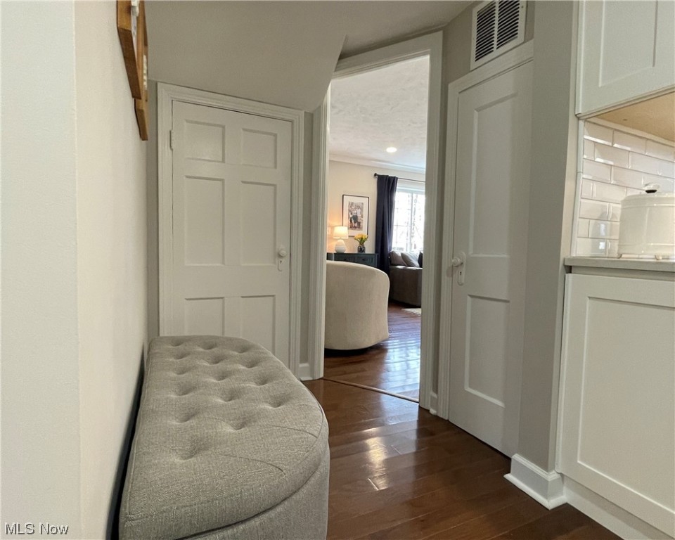 Lake Shore Blvd Estates - Residential