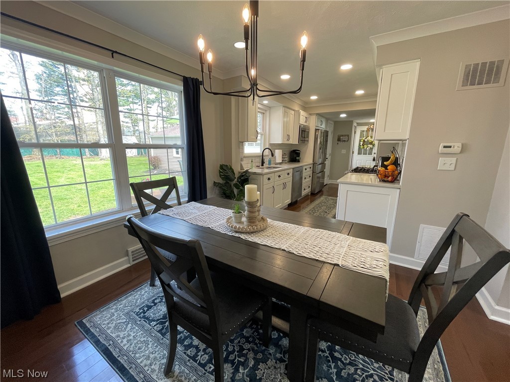 Lake Shore Blvd Estates - Residential