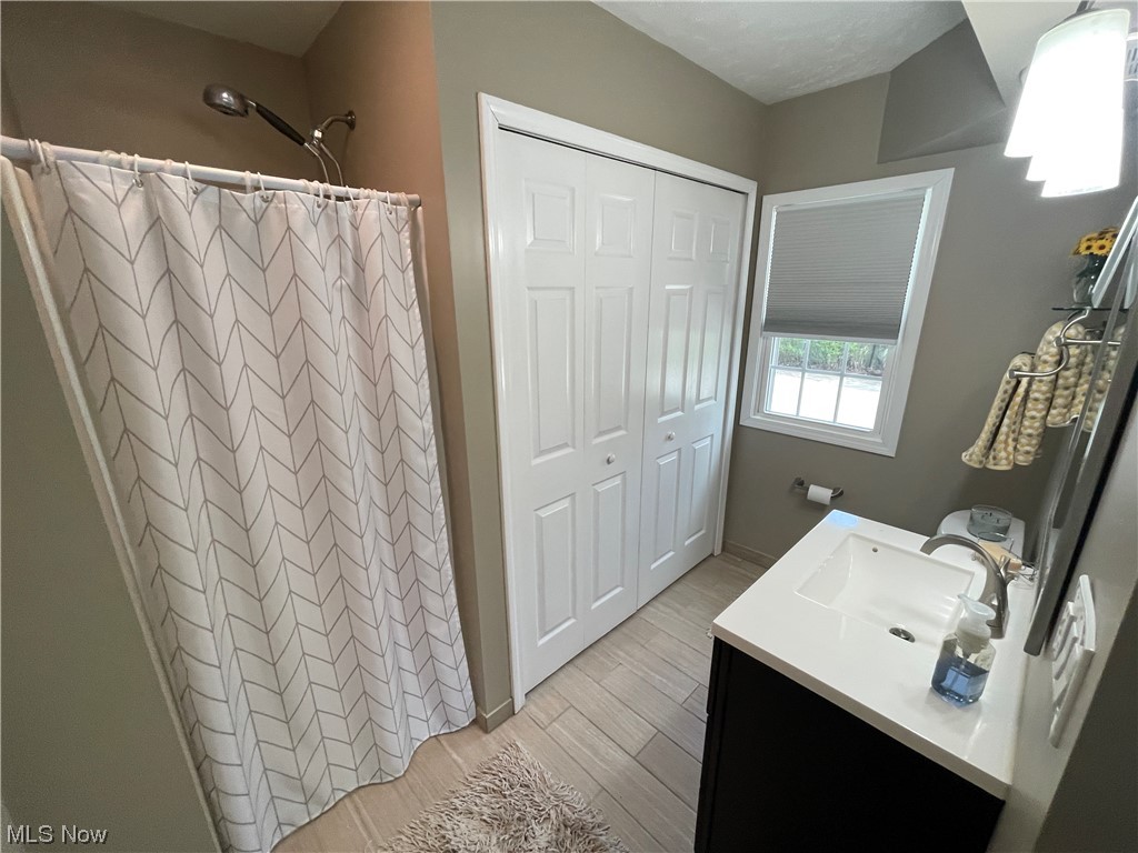 Lake Shore Blvd Estates - Residential