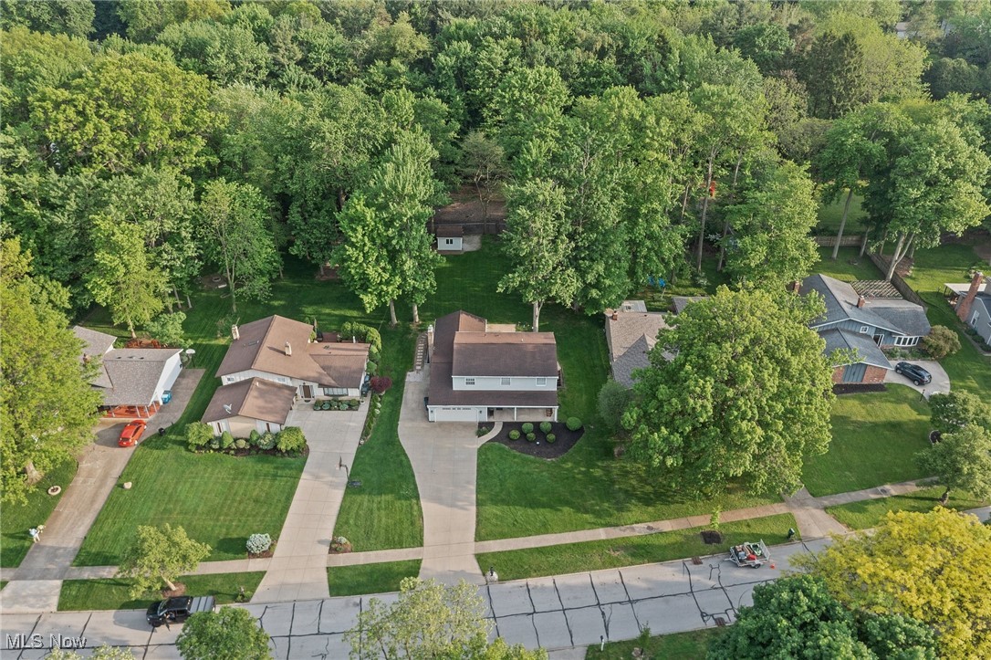 27539 Linwood Circle, North Olmsted, Ohio image 44
