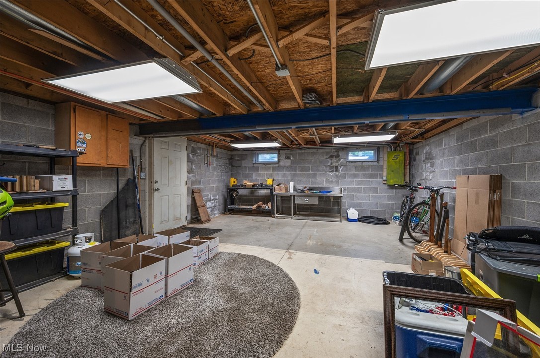 27539 Linwood Circle, North Olmsted, Ohio image 37