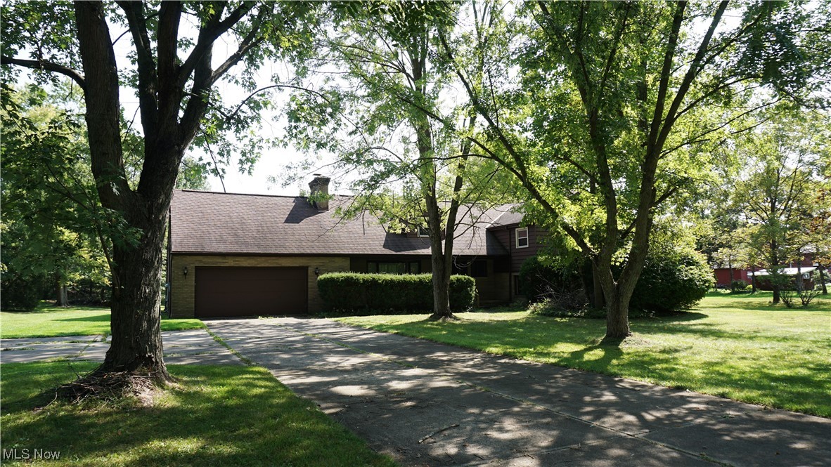 422 N Munroe Road, Tallmadge, Ohio image 1