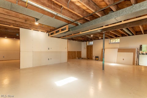 Tiny photo for 300 Mill Morr Road, Painesville, OH 44077 (MLS # 5254534)
