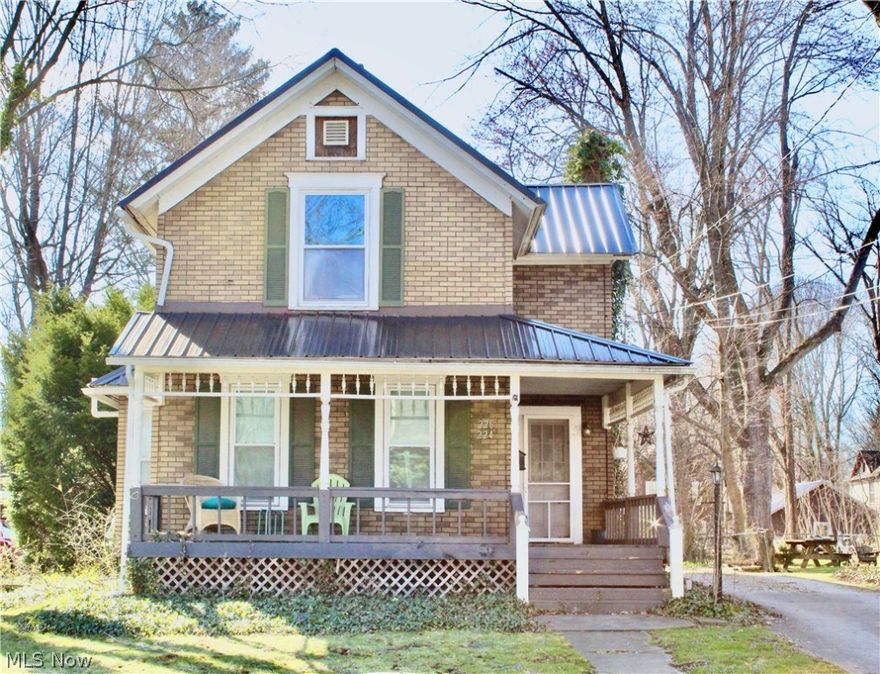 Excellent opportunity to own a 2 unit home with 1 bed and 1 bath upper and lower units. Bottom unit can be 2 Bedrooms or 1 Bedroom with a office. Location is perfect for shopping, eating and walking to downtown Kent. 
Lower: month to month started 4/1/24, Rent $850, pays water, own electric, and gas
Upper: month to month started 12/1/20, Rent $500, pays water, own electric and gas
Owner pays for trash and lawn mowing. Rents are below value.
Utilities are in owners name and then tenants pay owner. 
Washer and Dryer Owned by the Owner
Upgrades:
 $23,000 in Upgrades. New Flooring ($7,867) Paint downstairs ($4,160), and Basement tuck point ($3,095). New Metal Roof in 2019