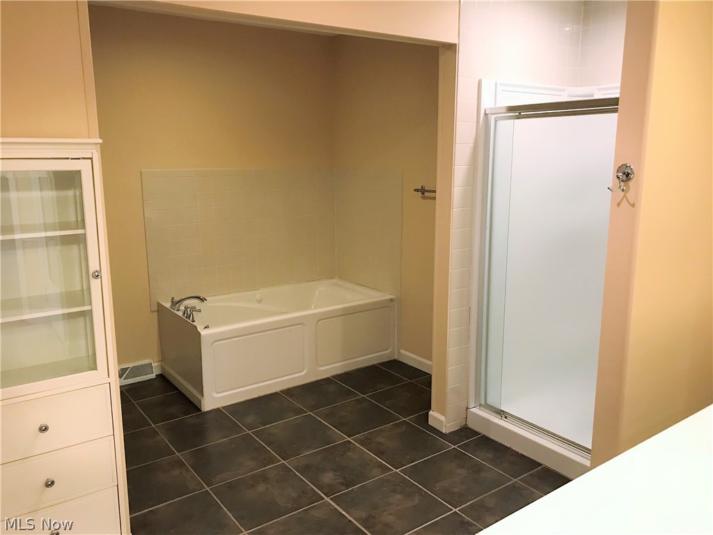 Belvoir Fairmount Sub/W L Arno - Residential