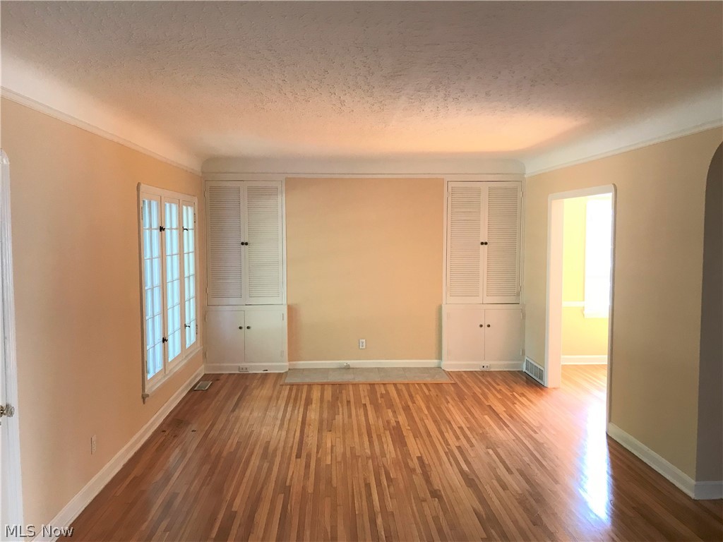 Belvoir Fairmount Sub/W L Arno - Residential