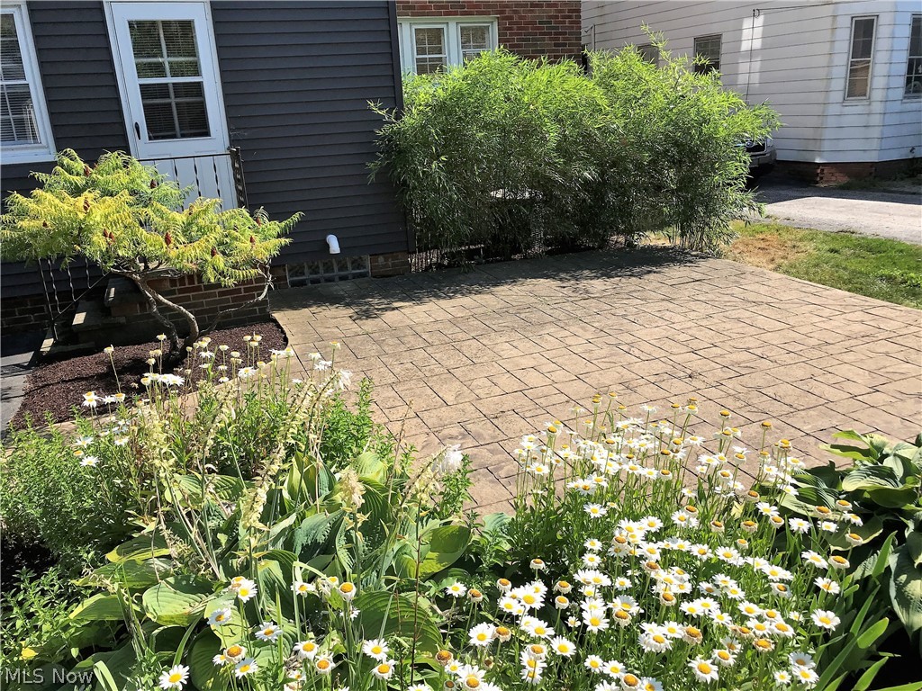 Belvoir Fairmount Sub/W L Arno - Residential