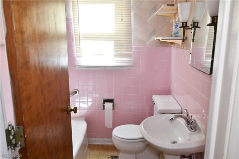 Tiny photo for 457 Orlo Lane, Youngstown, OH 44512 (MLS # 5252946)