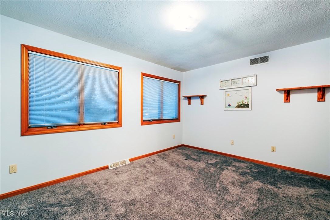 Walnut Run Condo - Residential