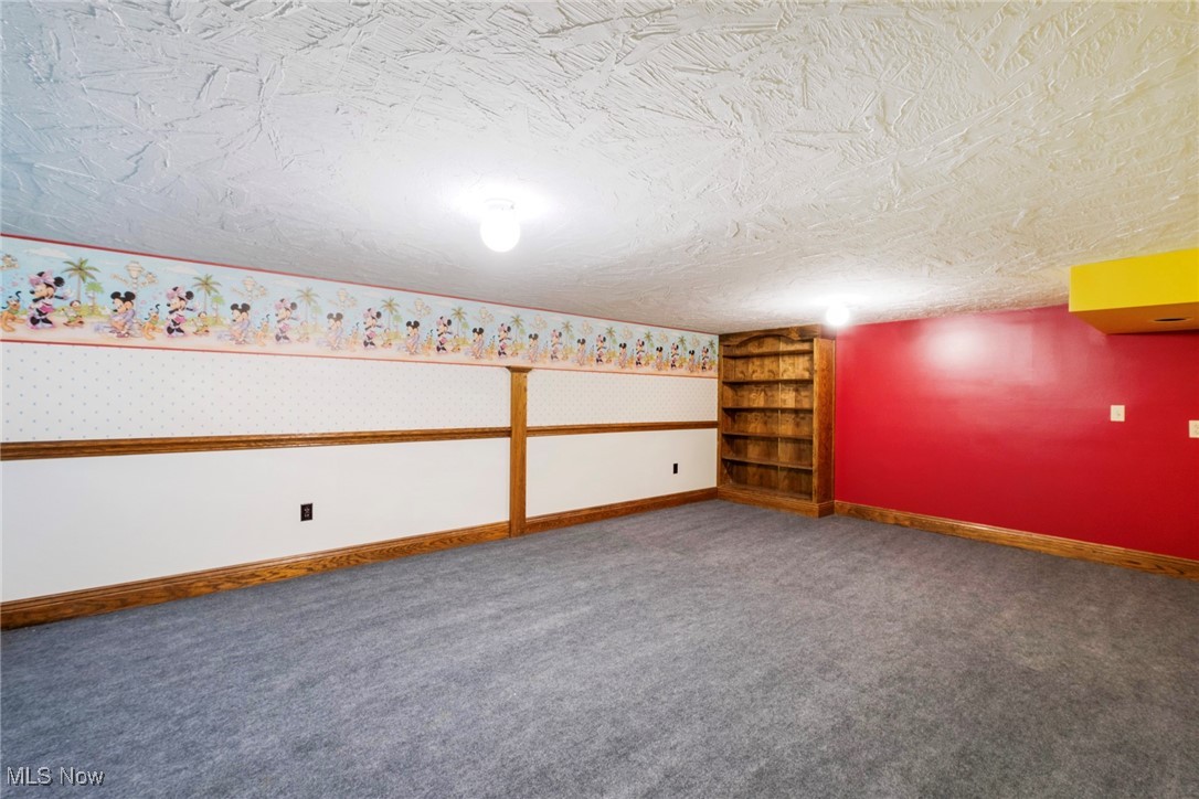 Walnut Run Condo - Residential