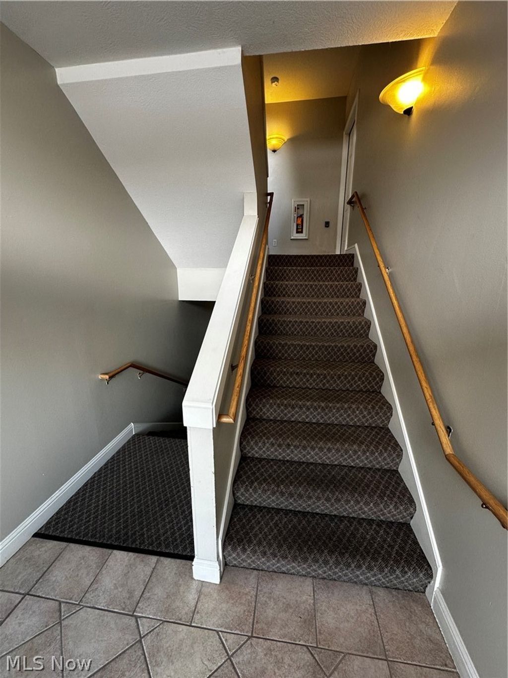 Photo of 3800 Rosemont Boulevard, Fairlawn, OH 44333 (MLS # 5194048)