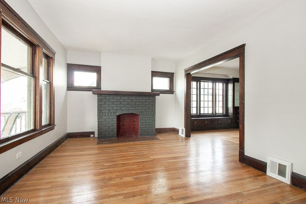 Photo of 1295 Jackson Avenue, Lakewood, OH 44107 (MLS # 5206786)
