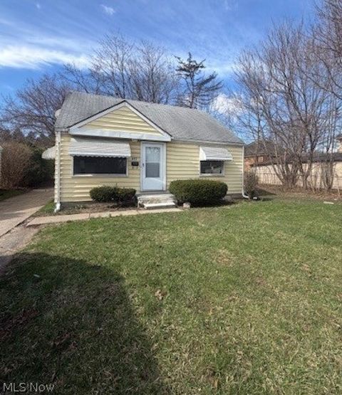 Homes For Sale - 417 9th Street<br/> Mahoning County, Struthers, OH 44471