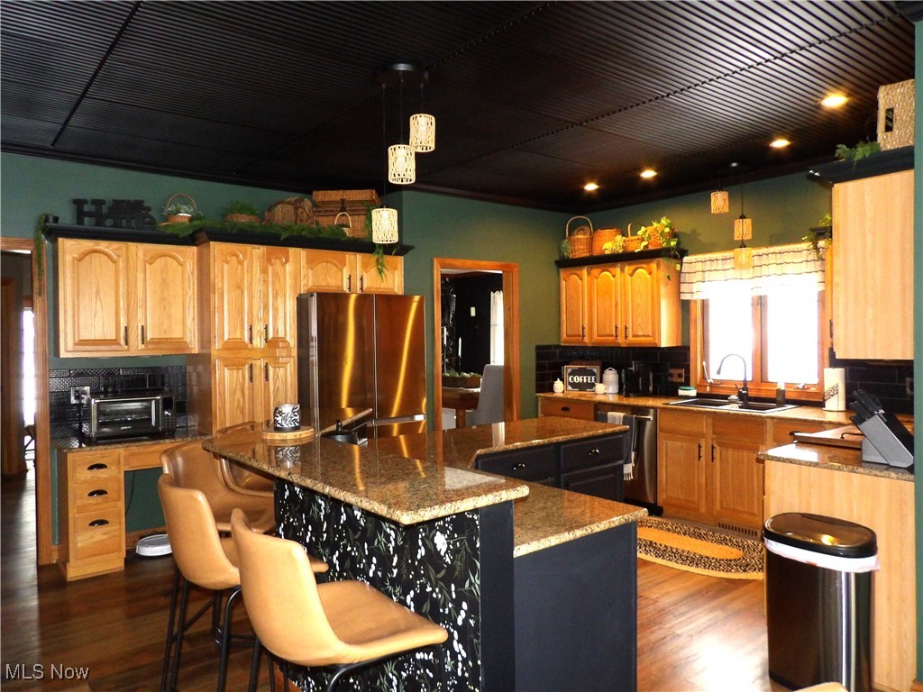 Chenoweth Country Club Estates - Residential