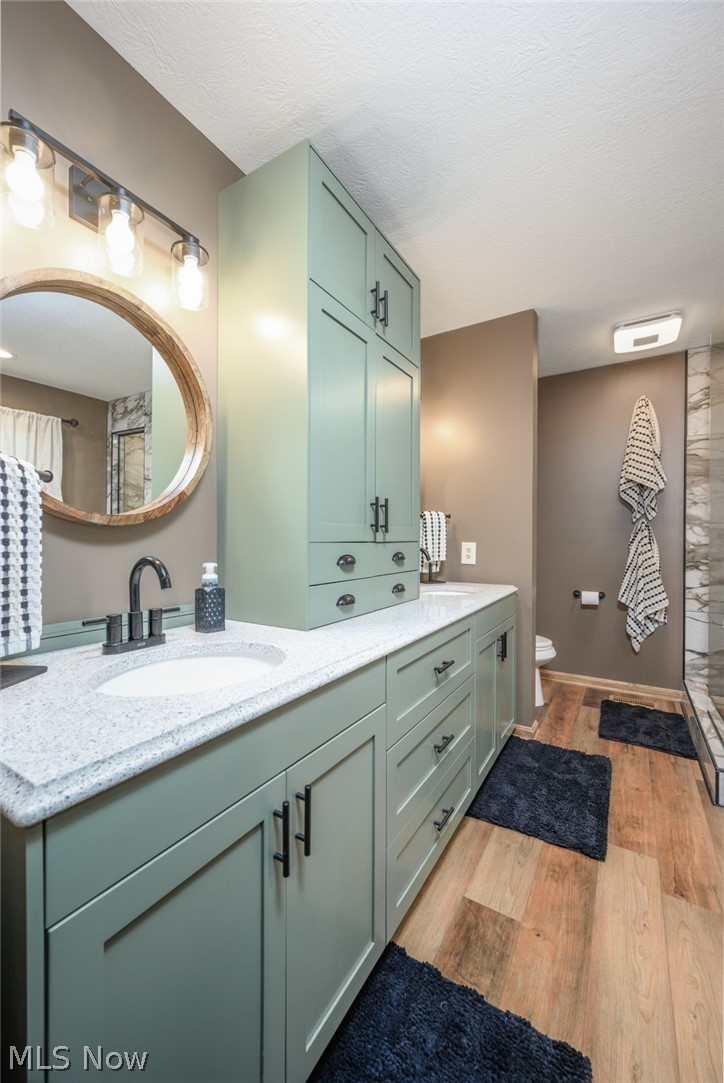 Chenoweth Country Club Estates - Residential