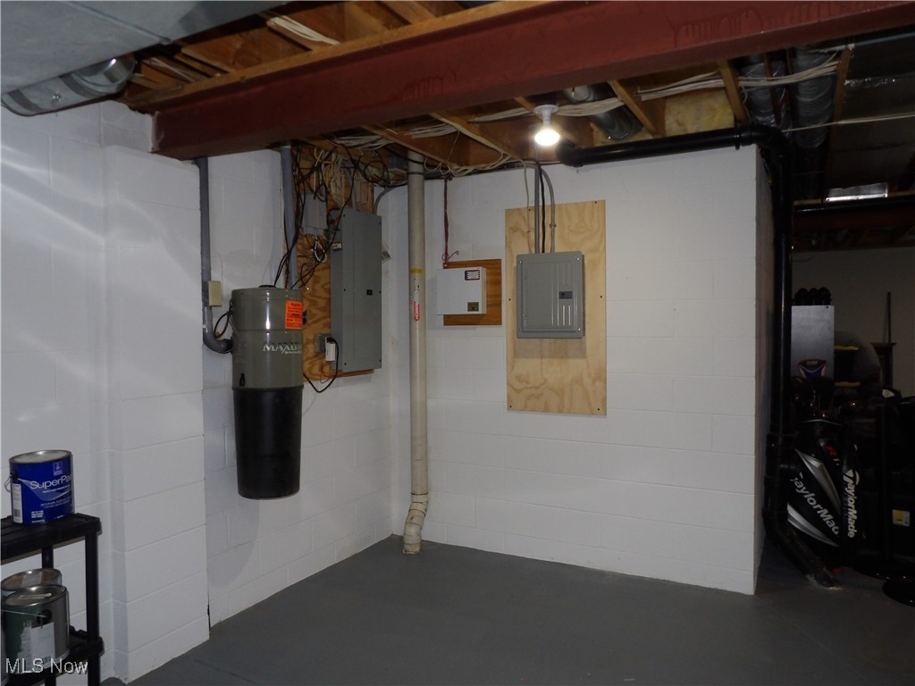 Chenoweth Country Club Estates - Residential