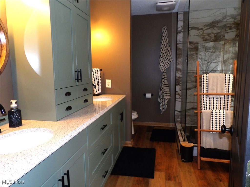 Chenoweth Country Club Estates - Residential