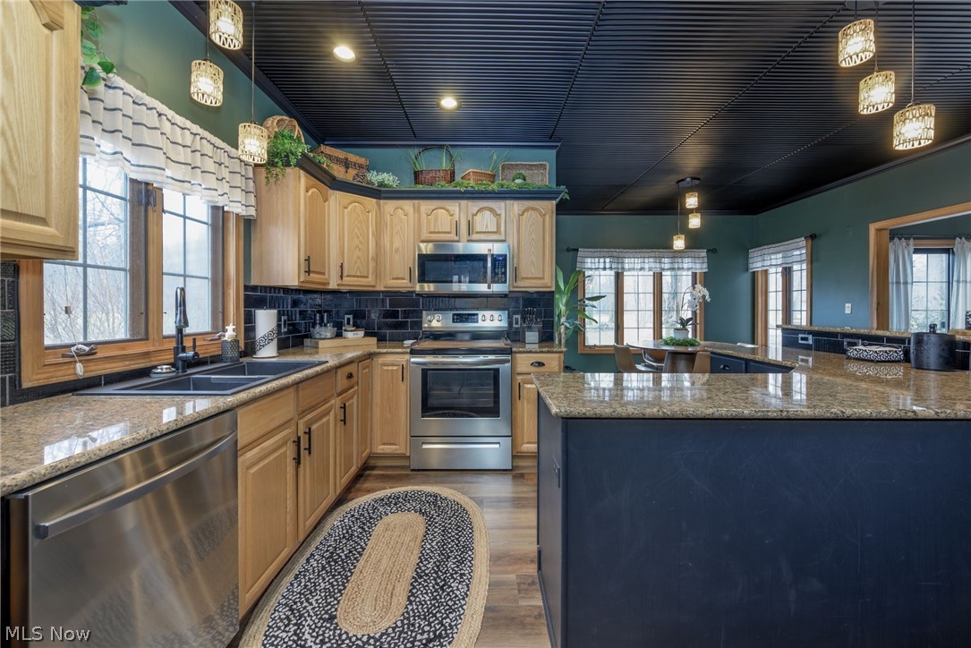 Chenoweth Country Club Estates - Residential