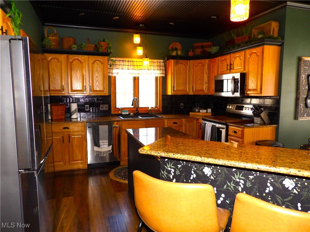 Chenoweth Country Club Estates - Residential