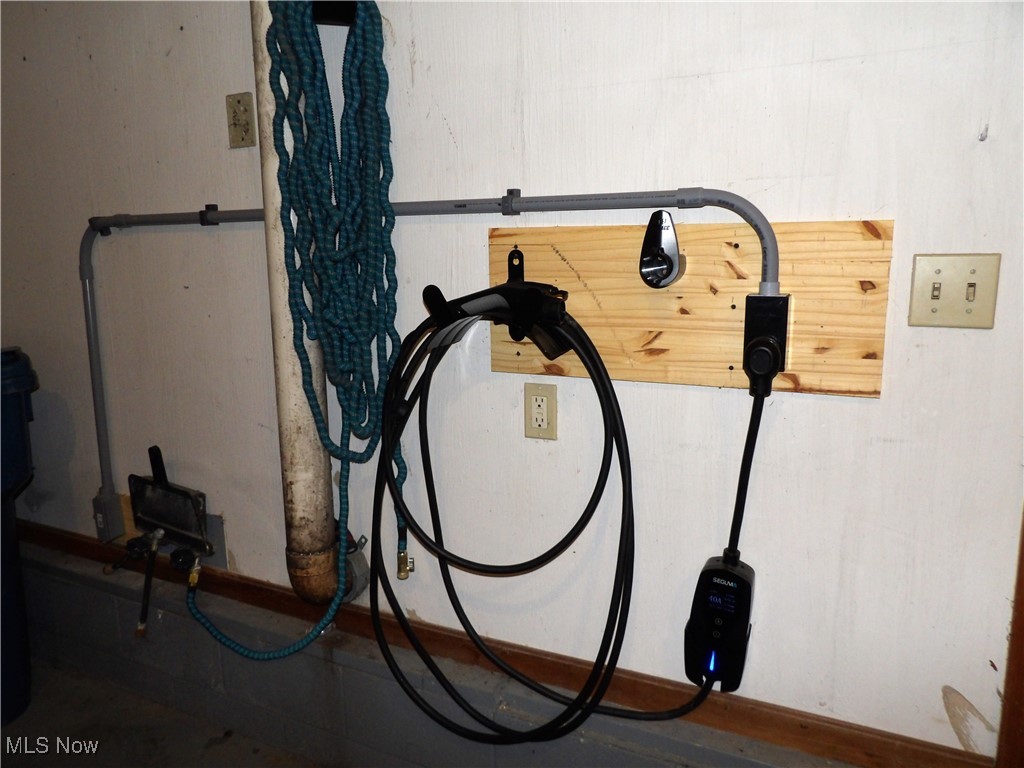 Chenoweth Country Club Estates - Residential