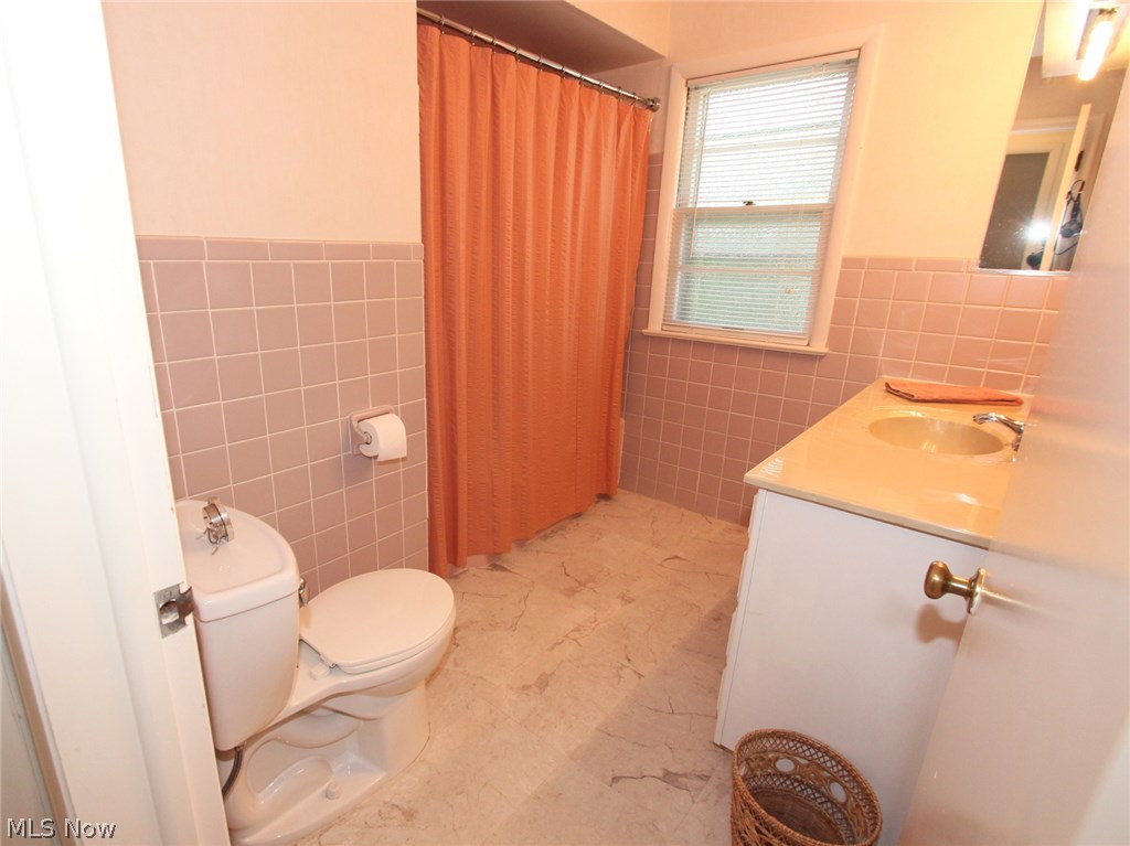 Beach Cliff 04 - Residential