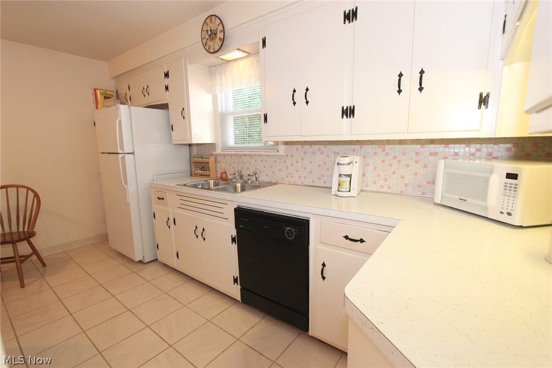 Beach Cliff 04 - Residential