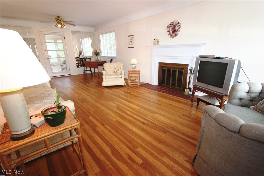 Beach Cliff 04 - Residential