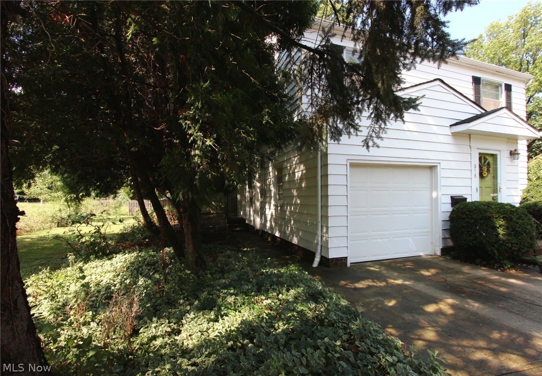 Beach Cliff 04 - Residential