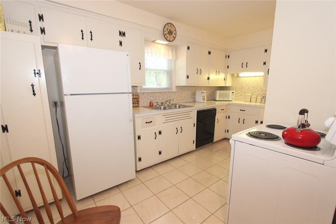 Beach Cliff 04 - Residential