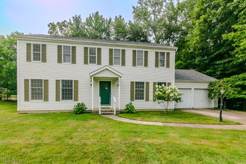 Homes For Sale - 2218 Croydon Road<br/> Summit County, Twinsburg, OH 44087